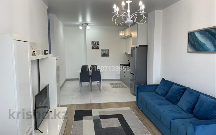 2-бөлмелі пәтер · 65 м² · 8/14 қабат, мкр Самал-3 15, бағасы: 600 000 ₸ в Алматы, Медеуский р-н — фото 2
