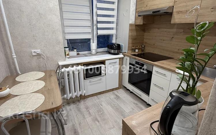 2-бөлмелі пәтер · 42.2 м² · 4/5 қабат, Комарова 10, бағасы: 7.5 млн ₸ в Алтае — фото 3