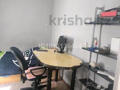 Отдельный дом · 3 комнаты · 62.6 м² · 5.5 сот., Макатаева 45 за 27 млн ₸ в 