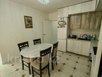3-комнатная квартира · 87 м² · 4/5 этаж, мкр. Алтын орда за 38.8 млн ₸ в Актобе