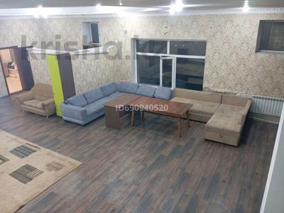Продажа домов и дачи в Абай обл.: Отдельный дом · 6 комнат · 274.9 м² · 11.48 сот., Западная 33а за 46 млн 〒 Отдельный дом · 6 комнат · 274.9 м² · 11.48 сот., Западная 33а за 46 млн 〒 в Семее, мкр Красный Кордон