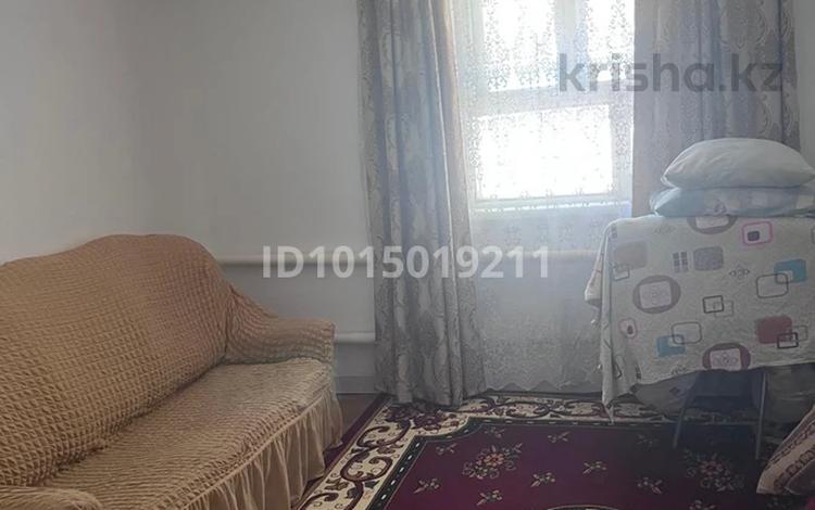 Отдельный дом · 3 комнаты · 73.4 м² · 34.6 сот., жилой массив Кызылжар, Қабылиса жырау 37/1 — Кенес Нокин (Опытный) за 8.5 млн ₸ в Актобе — фото 2