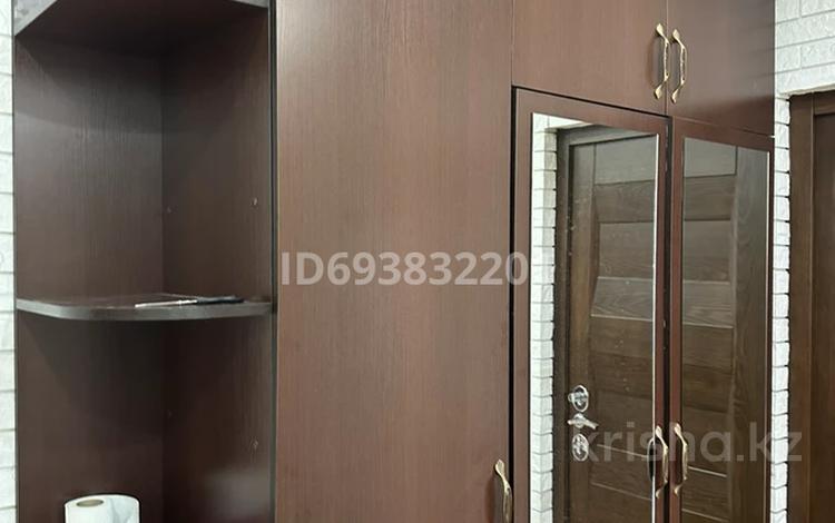 3-комнатная квартира, 67.5 м², 5/6 этаж, Валиханова 44 за 28.5 млн 〒 в Петропавловске — фото 2