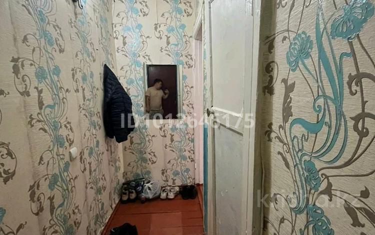 2-бөлмелі пәтер · 39 м² · 1/3 қабат, Гагарина 7 16 — Жастар орталығының дәл қасында, бағасы: 5.5 млн ₸ в Текели — фото 2