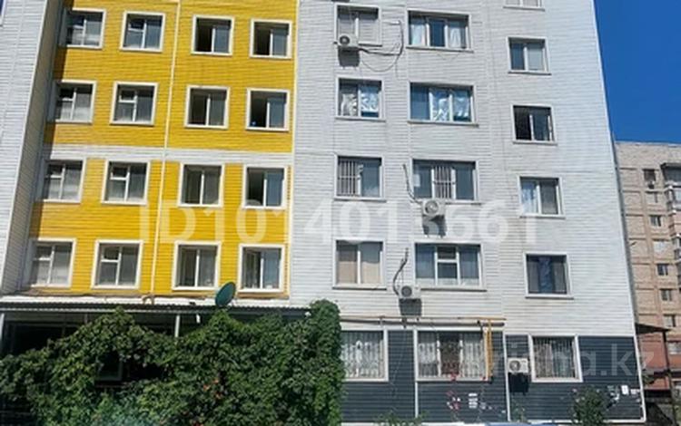 1-комнатная квартира · 33 м² · 3/9 этаж, мкр Нурсат 2 93 — Әлия Юсупова. за 15.7 млн ₸ в Шымкенте, Каратауский р-н — фото 12