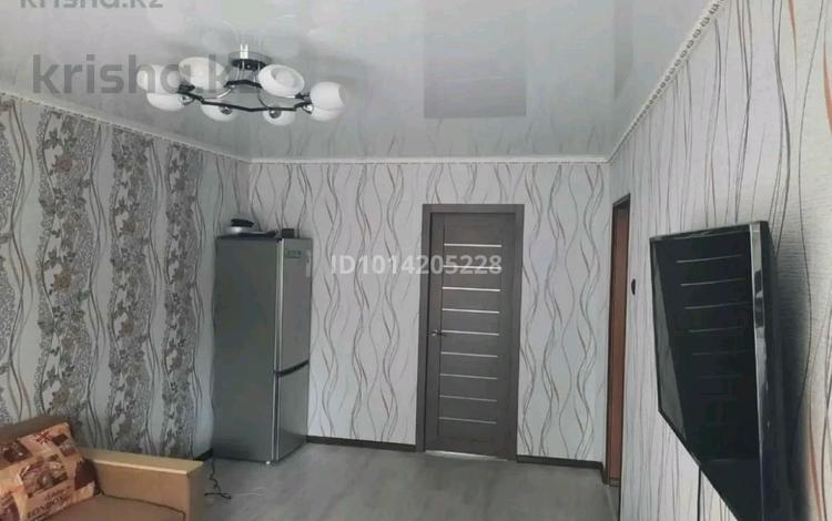 2-комнатная квартира · 48 м² · 2/5 этаж, Парковая 117 — Скиф за 160 000 ₸ в Петропавловске — фото 2