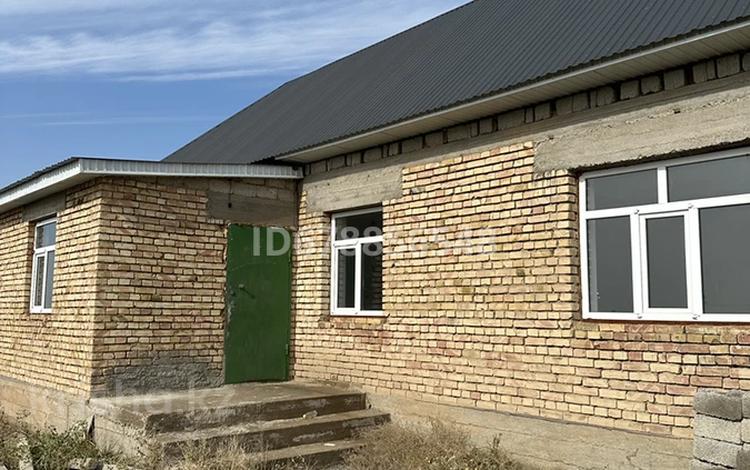 Отдельный дом · 3 комнаты · 80 м² · 6 сот., Массив Дачник за 13 млн 〒 в Шубарсу — фото 61