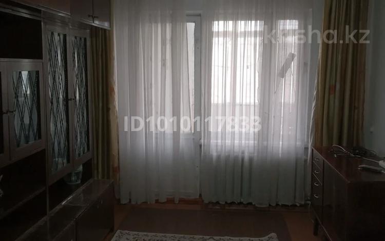 1-бөлмелі пәтер · 32 м² · 4/4 қабат, мкр №4 — Улугбека и Алтынсарина, бағасы: 160 000 ₸ в Алматы, Ауэзовский р-н — фото 2