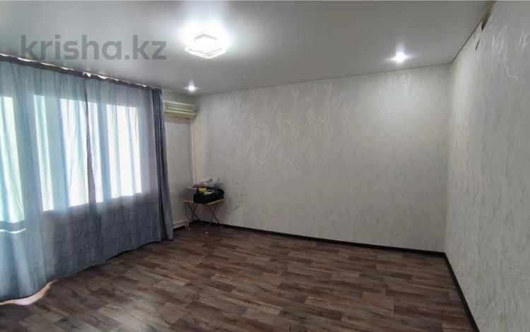 2-бөлмелі пәтер · 50.8 м² · 9/9 қабат, Орбита ш/а., бағасы: 18.5 млн ₸ в Караганде, Казыбек би р-н — фото 2