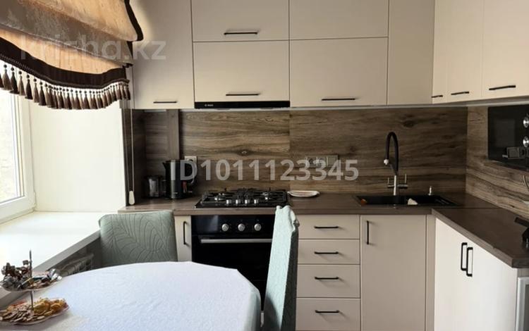 3-комнатная квартира · 75.7 м² · 3/5 этаж, мкр Новый Город, Гоголя 41 за 28.9 млн ₸ в Караганде, Казыбек би р-н — фото 11