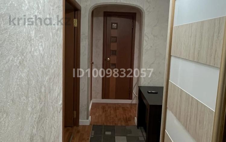 3-комнатная квартира · 72 м² · 4/5 этаж, мкр Юго-Восток, мкр Степной 1 1 — рядом ресторан Voc и супермаркетом Гульжан за 28 млн 〒 в Караганде, Казыбек би р-н — фото 2