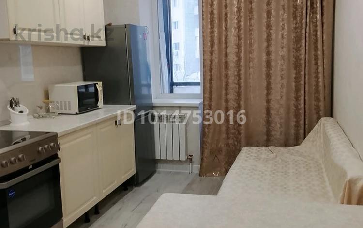 1-комнатная квартира · 48 м² · 3/13 этаж, Тауелздик 34/9 — За Астана Мол за 250 000 ₸ в Сарыарка р-н — фото 2