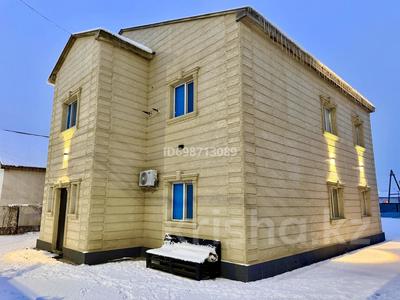 Отдельный дом · 8 комнат · 214 м² · 10 сот., мкр Береке, Аманат 14 — Континер Футзал за 38 млн 〒 в Атырау