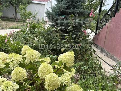 Отдельный дом · 6 комнат · 499 м² · 15 сот., мкр Атырау, Газизы жубанова 39 за 120 млн ₸