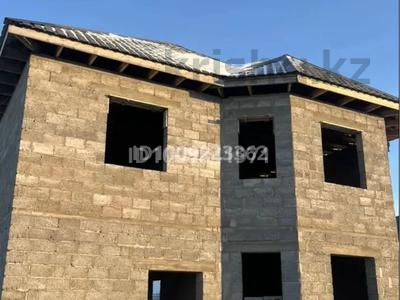 4-бөлмелі пәтер · 120 м² · 2 қабат, Зачаганск пгт ш/а. 148, бағасы: 32 млн ₸ в Уральске, мкр. Зачаганск пгт