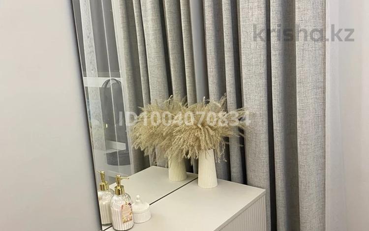 1-комнатная квартира · 50 м² · 8 этаж, Алихан бокейхан 16/1 за 350 000 ₸ в Астане, Есильский р-н — фото 2