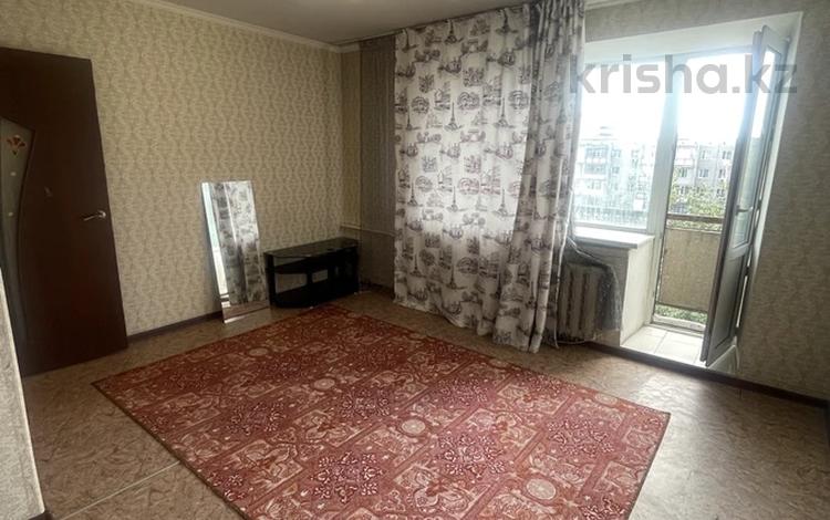 1-бөлмелі пәтер · 31.9 м² · 5/5 қабат, Иртышская, бағасы: 13 млн ₸ в Семее — фото 2