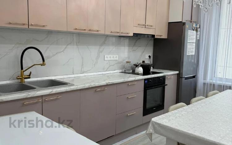 3-комнатная квартира · 90 м² · 3/7 этаж, Райымбек батыра 169 за 63.5 млн 〒 в  — фото 54