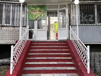 Продаётся готовое коммерческое помещение в центре города (70 кв.м). · 70 м², бағасы: 29 млн 〒 в Темиртау