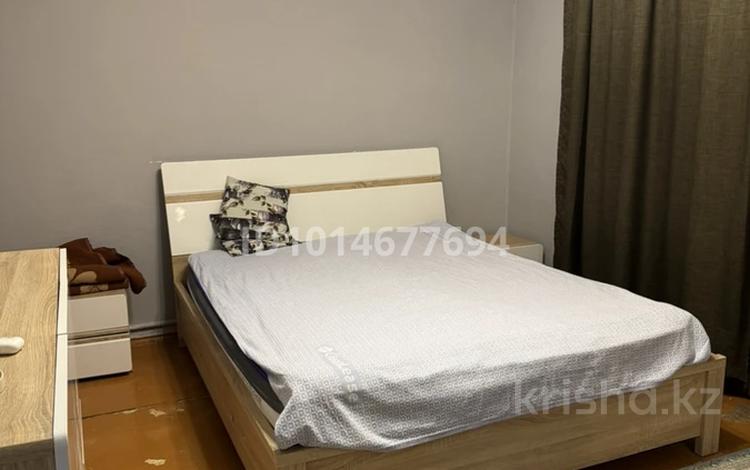 Отдельный дом · 3 комнаты · 100 м² · 6 сот., Зазулина 7/1 за 100 000 ₸ в Байдибек би — фото 2