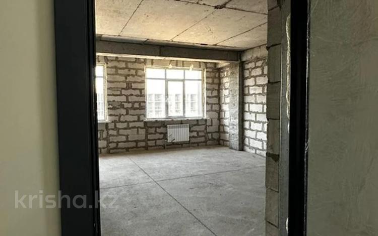 1-комнатная квартира · 41.6 м² · 9 этаж, Шоссе Северное кольцо 92/10 — Жапсарбаева за 19 млн ₸ в Алматы, Алатауский р-н — фото 2