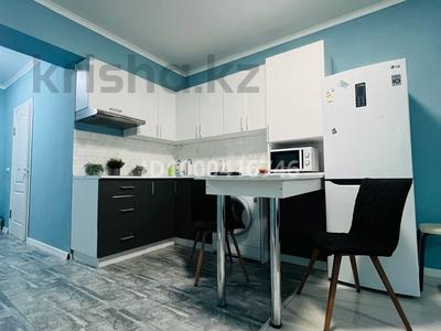 Аренда квартир по часам в Алматы: 1-комнатная квартира · 40 м² · 5/12 этаж, Тулебаева 49/1 — Гоголя за 2 500 〒 1-комнатная квартира · 40 м² · 5/12 этаж, Тулебаева 49/1 — Гоголя за 2 500 〒 в Алматы, Медеуский р-н