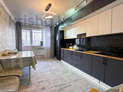 3-комнатная квартира · 103.5 м² · 1/5 этаж, Бирлик за 38 млн 〒 в Талдыкоргане, мкр Бирлик