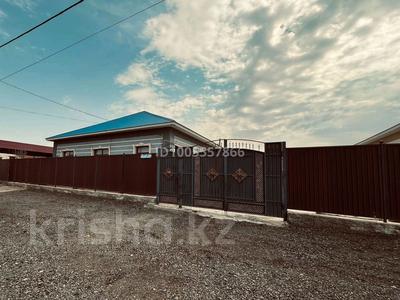 Отдельный дом · 6 комнат · 190 м² · 10 сот., Жақсыбай Құлымбетов 26д — Каммунизм Айсұлу магазинге жақын за 27 млн 〒 в 