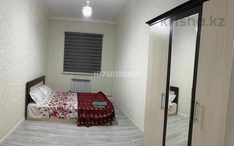 3-комнатная квартира · 100 м² · 2/2 этаж, Ондасынва 45 — Роддом за 10 000 ₸ в Туркестане — фото 2