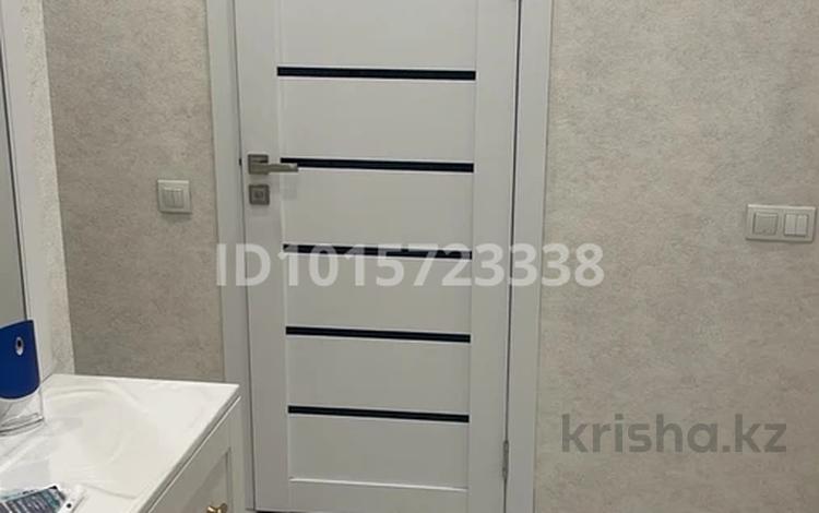 2-комнатная квартира · 45 м² · 8/12 этаж, Бақтыораз Бейсекбаева 11 за 250 000 ₸ в Астане, р-н Байконур — фото 2