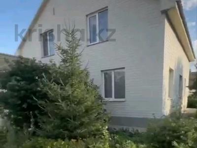 Жеке үй · 2 бөлме · 200 м² · 20 жүзд., Школьная, бағасы: 15.6 млн ₸ в Усть-Каменогорске, Ахмирово