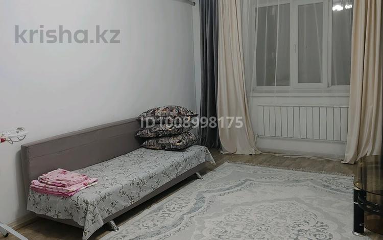 2-комнатная квартира · 80 м² · 4/9 этаж, мкр. Алтын орда 1 г Корп 3 — Санкибай батыра Мустафа шокая сзади клиники Дару за 12 000 〒 в Актобе — фото 2