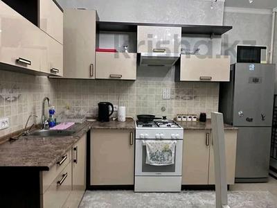 2-комнатная квартира, 75 м², 3/4 этаж помесячно, мкр Нурсат 203 — Аллея за 200 000 〒 в Шымкенте, Каратауский р-н