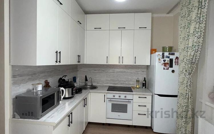 3-комнатная квартира · 78.3 м² · 2/5 этаж, Е-117 42 за 40.5 млн ₸ в Астане, Есильский р-н — фото 95
