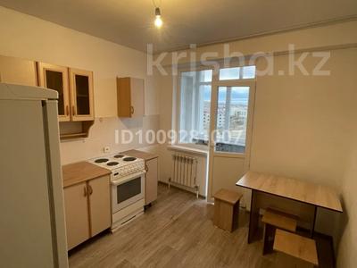1-комнатная квартира · 50 м² · 10/10 этаж, Есенбрилина 13/6 за 20 млн 〒 в Усть-Каменогорске, Ульбинский