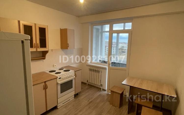 1-комнатная квартира · 50 м² · 10/10 этаж, Есенбрилина 13/6 за 20 млн 〒 в Усть-Каменогорске, Ульбинский — фото 2