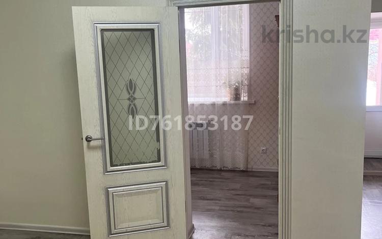 Үйдің бір бөлігі · 6 бөлме · 230 м² · 10 жүзд., Советская 1 — Около прокаратуры, бағасы: 47 млн ₸ в Аксае — фото 2