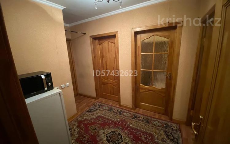 4-бөлмелі пәтер, 92 м², 4/5 қабат, Ерманова 8 — Кабанбай Батыра, бағасы: 30 млн 〒 в Шымкенте, Аль-Фарабийский р-н — фото 2