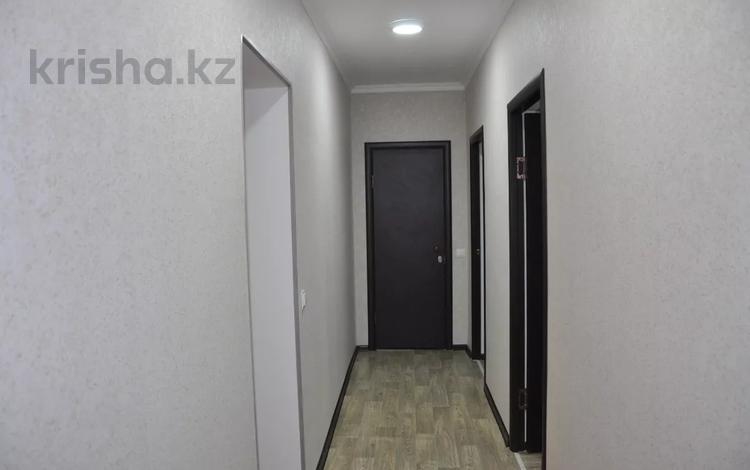 2-комнатная квартира, 56 м², 1/4 этаж посуточно, Шыгыс-2 мкр 380 за 10 000 〒 в Актау — фото 5