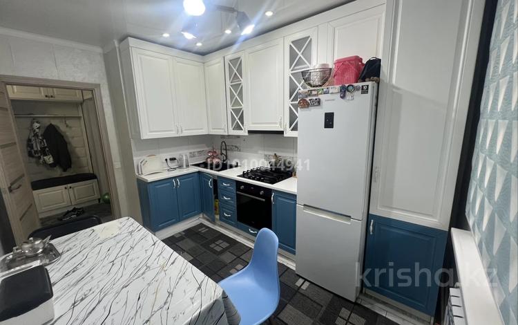 2-бөлмелі пәтер · 64 м² · 5/6 қабат, мкр Кокжиек, бағасы: 33 млн ₸ в Алматы, Жетысуский р-н — фото 2