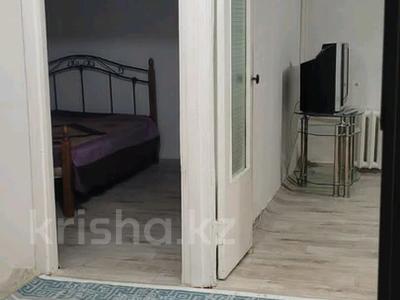 2-комнатная квартира, 60 м², 2/4 этаж помесячно, Сайрамский 5 — Папова за 145 000 〒 в Шымкенте, Аль-Фарабийский р-н