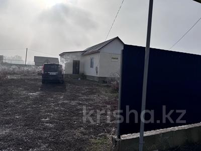 Отдельный дом · 2 комнаты · 60 м² · 8 сот., 3 улица за 19 млн ₸ в 