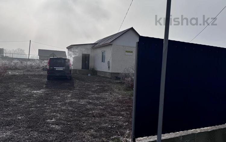 Отдельный дом · 2 комнаты · 60 м² · 8 сот., 3 улица за 19 млн ₸ в  — фото 2