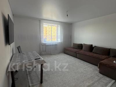 3-бөлмелі пәтер · 80 м² · 2/5 қабат, сарыарка 14в, бағасы: 32 млн ₸ в Кокшетау