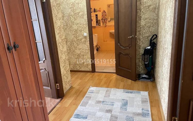 3-бөлмелі пәтер · 83 м² · 4/5 қабат, Смагулова 56 — Смагулова 56 возле бывший школы СТГ, возле набережной, бағасы: 230 000 ₸ в Атырау, мкр Жилгородок — фото 2