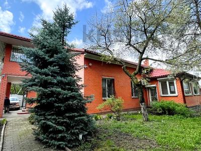 Отдельный дом · 8 комнат · 334.7 м² · 8.85 сот., Бегалина 136а за 300 млн ₸ в Алматы, Медеуский р-н