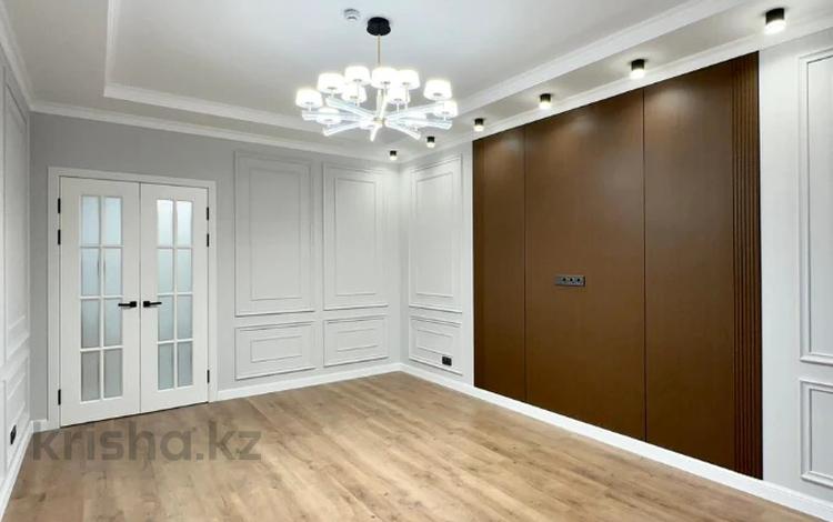 3-бөлмелі пәтер · 120 м² · 14/17 қабат, Розыбакиева 320, бағасы: 117 млн ₸ в Алматы, Бостандыкский р-н — фото 4