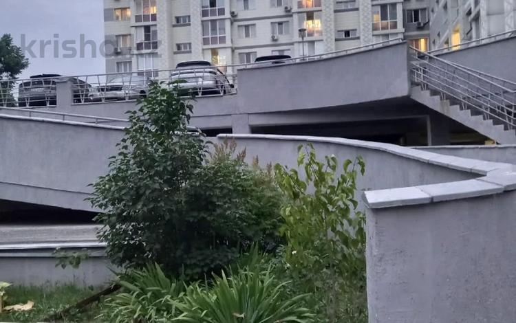 2-комнатная квартира · 84.3 м² · 3/9 этаж, Богенбай батыра за 67.6 млн ₸ в Алматы, Медеуский р-н — фото 18
