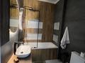 2-комнатная квартира · 70 м² · 6/12 этаж, Шамши Калдаяков 8 за 400 000 ₸ в Астане, Сарайшык р-н — фото 5