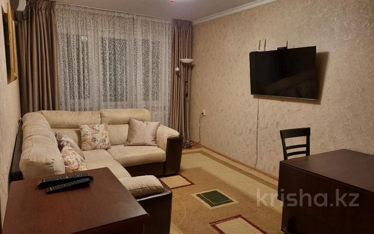 3-бөлмелі пәтер, 61 м², 3/4 қабат ай сайын, мкр №3, бағасы: 320 000 〒 в Алматы, Ауэзовский р-н — фото 2